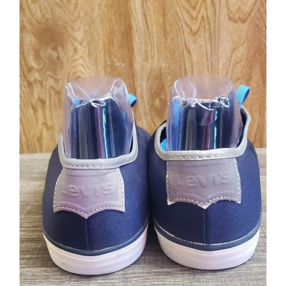 Levis levi canvas
